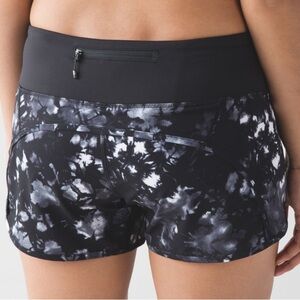Lululemon Run Times Short Dusk Dye White Black / Black Size 4